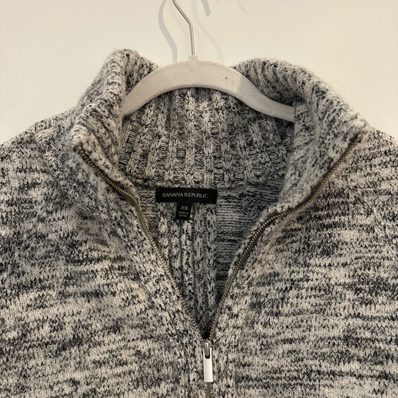 Banana Republic Zip Sweater Capelet Gray - Picture 4 of 9